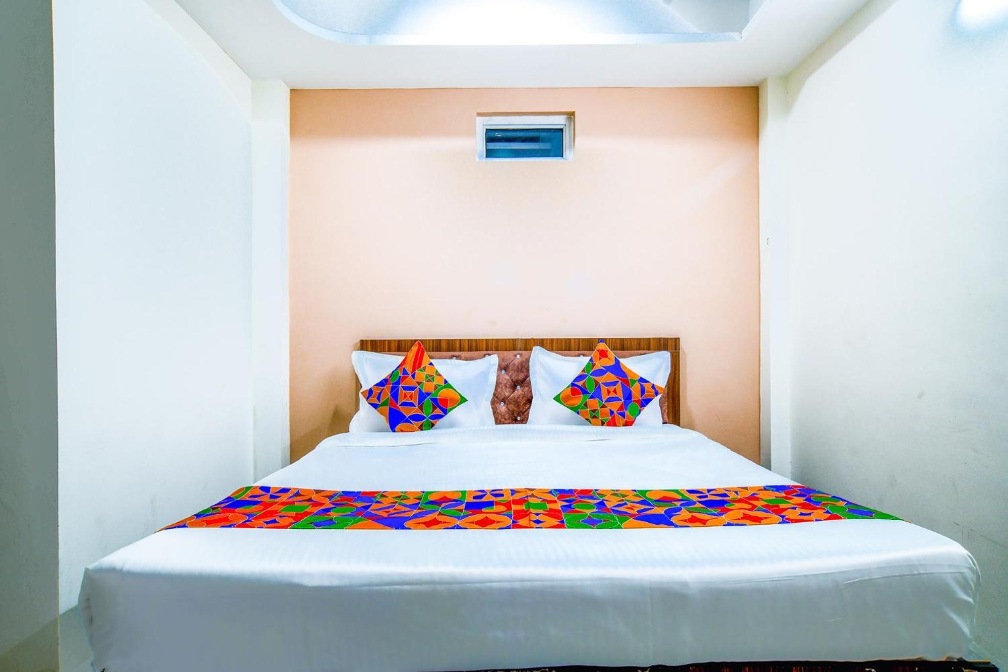 Hotel O Regal Indore Ngoại thất bức ảnh
