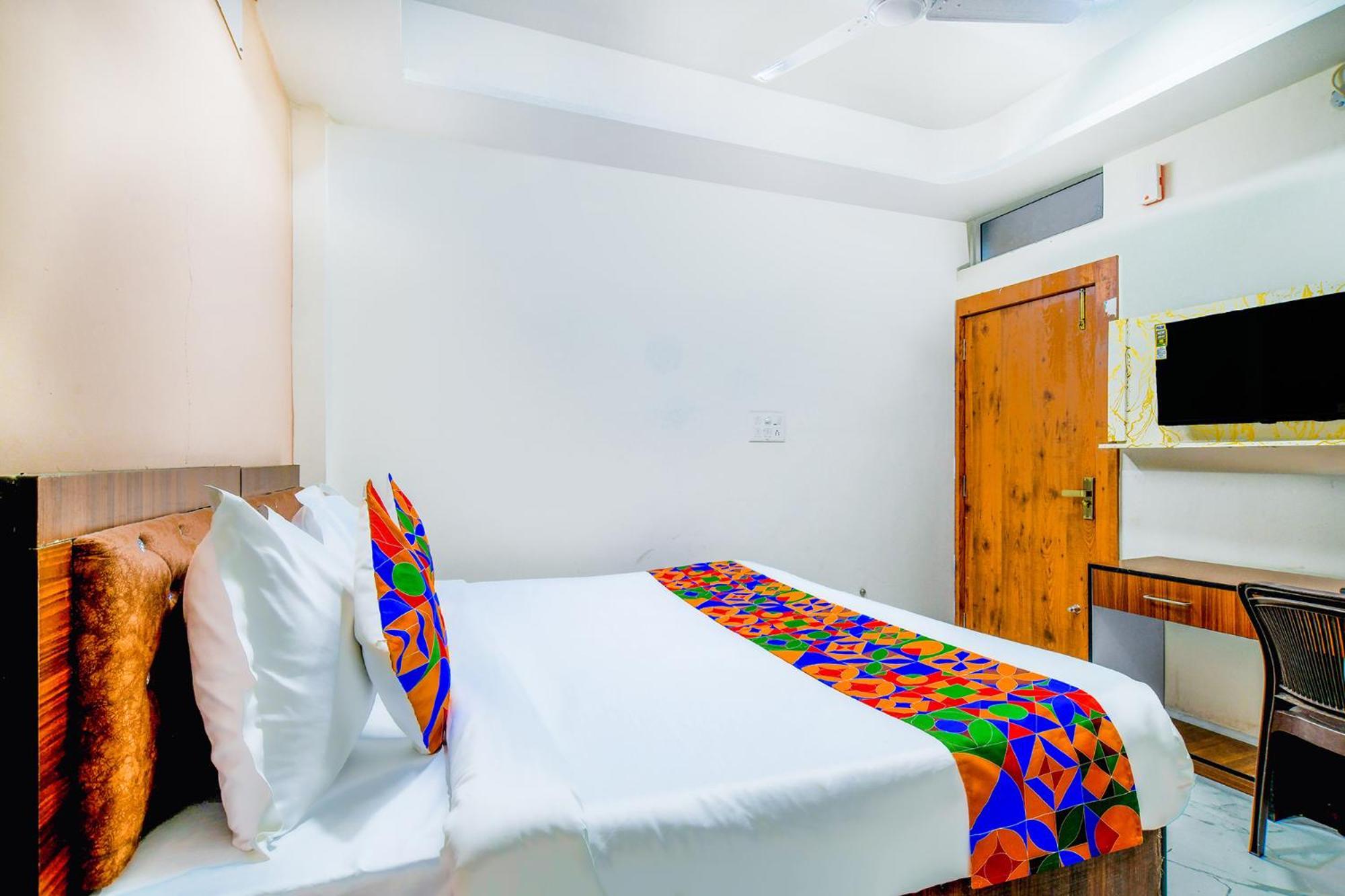Hotel O Regal Indore Ngoại thất bức ảnh