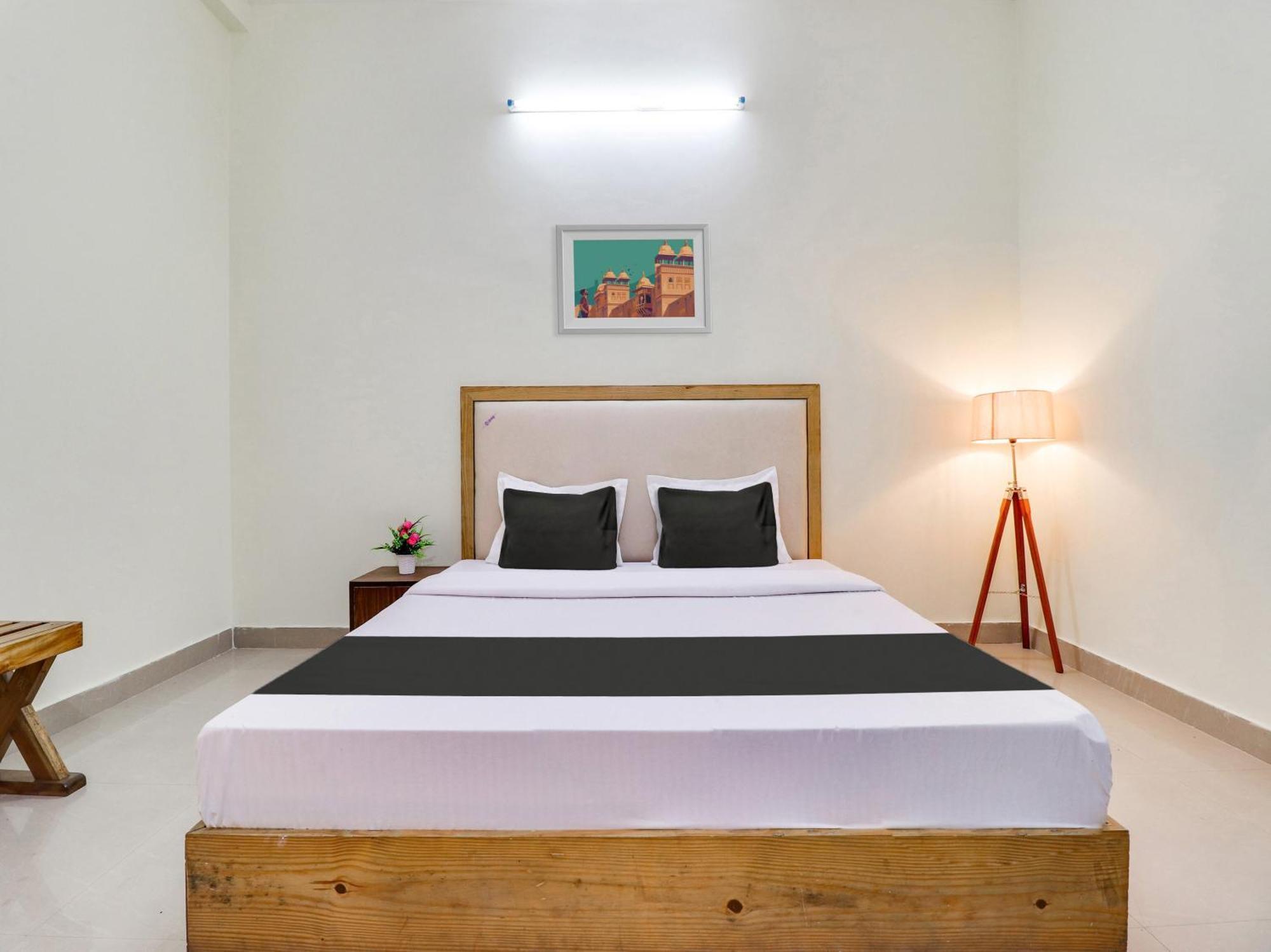 Hotel O Regal Indore Ngoại thất bức ảnh