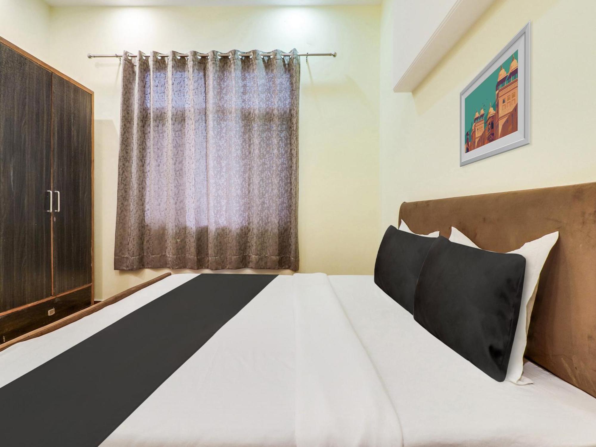 Hotel O Regal Indore Ngoại thất bức ảnh