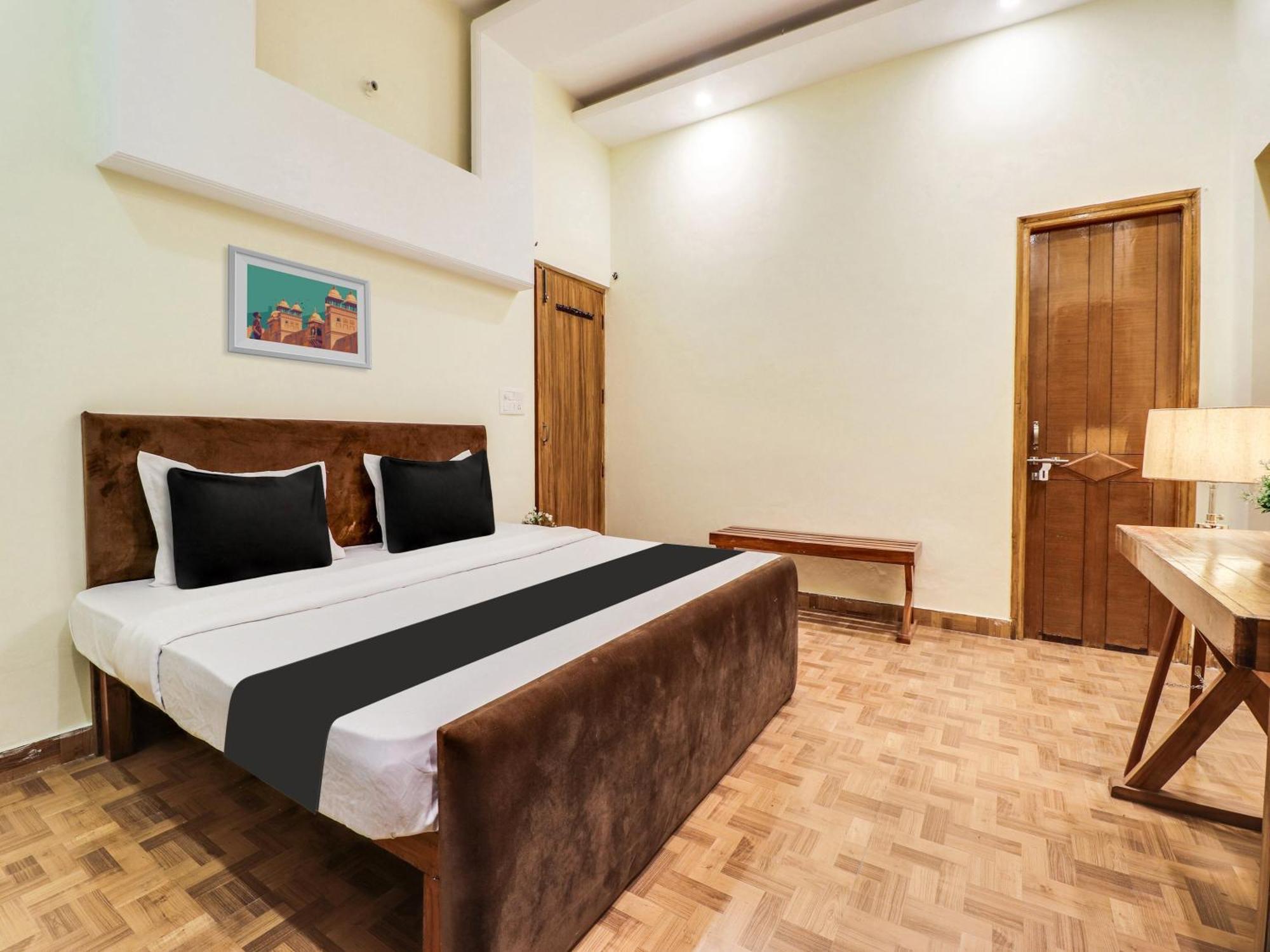Hotel O Regal Indore Ngoại thất bức ảnh